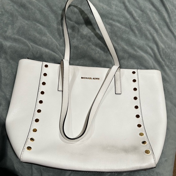 Michael Kors Purse - Picture 2 of 3